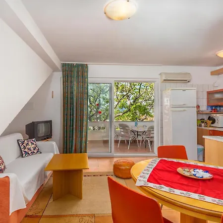 Stunning Apartment In Punat With Kitchen Punat