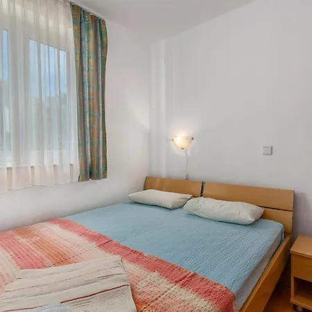 Stunning Apartment In Punat With Kitchen Apartment